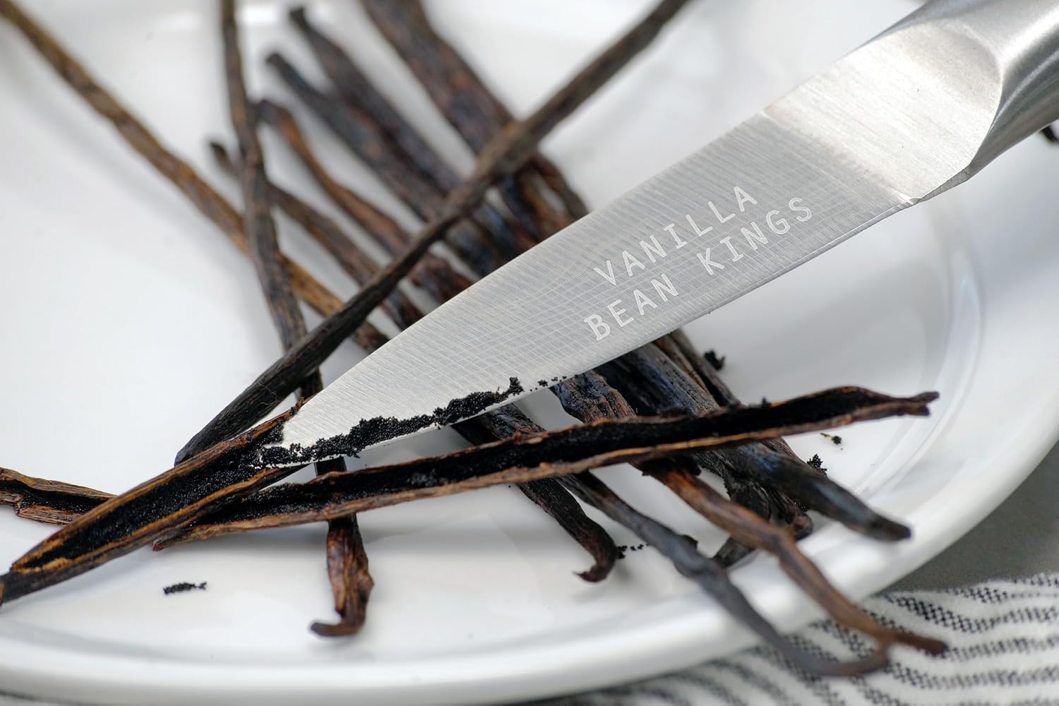 Detalle 1 de Vanilla Bean Kings Organic Madagascar Vanilla Beans, Grade B Pods for Extract
