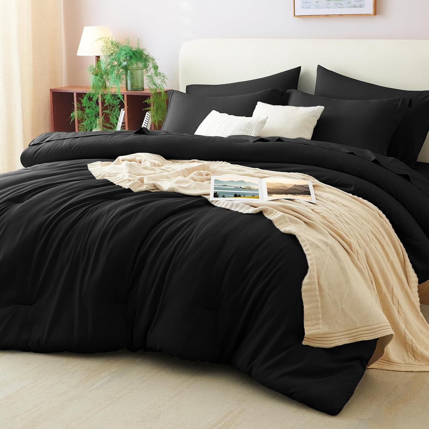 Detalle de CozyLux Queen Comforter Set 7pc