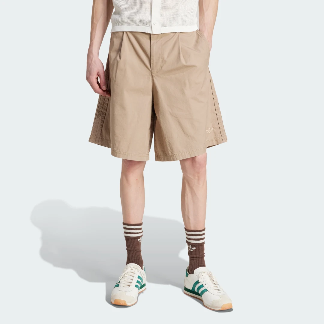 Detalle de Pantalón corto adidas Originals Wide Leg 🩳 Bermuda