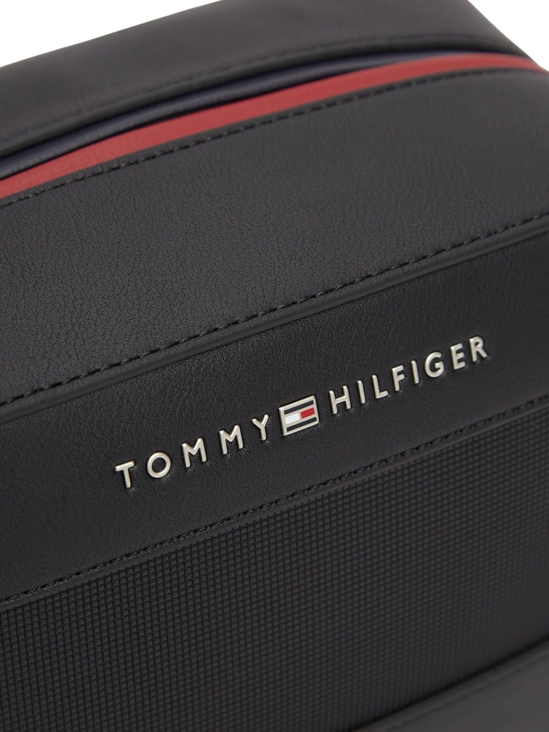 Detalle de Tommy Hilfiger TH Foundation Washbag AM0AM14161 – Black, One Size