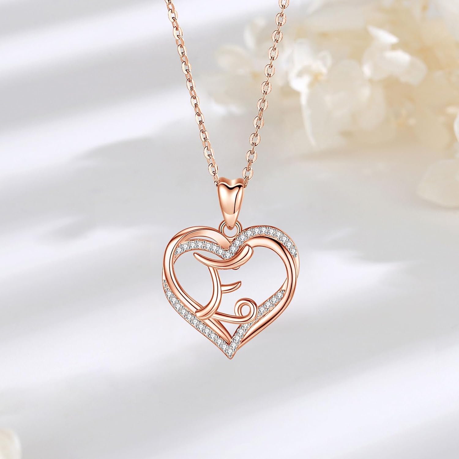 Detalle 2 de INFUSEU collana lettera A cuore, 20 pollici