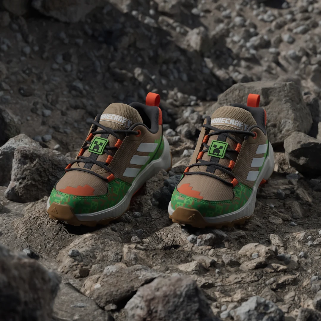 Thumbnail 3 de Zapatilla de senderismo Adidas Minecraft Terrex AX4R – Marrón