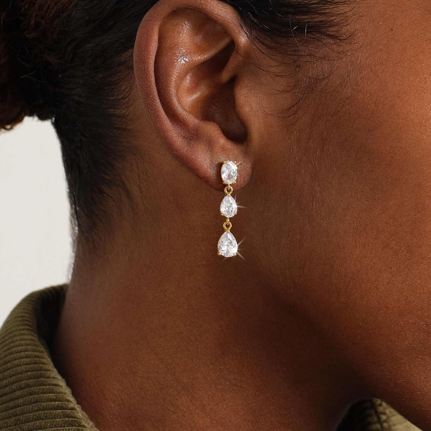 Detalle 2 de Moodear Dangle Earrings, 14K Gold-Plated