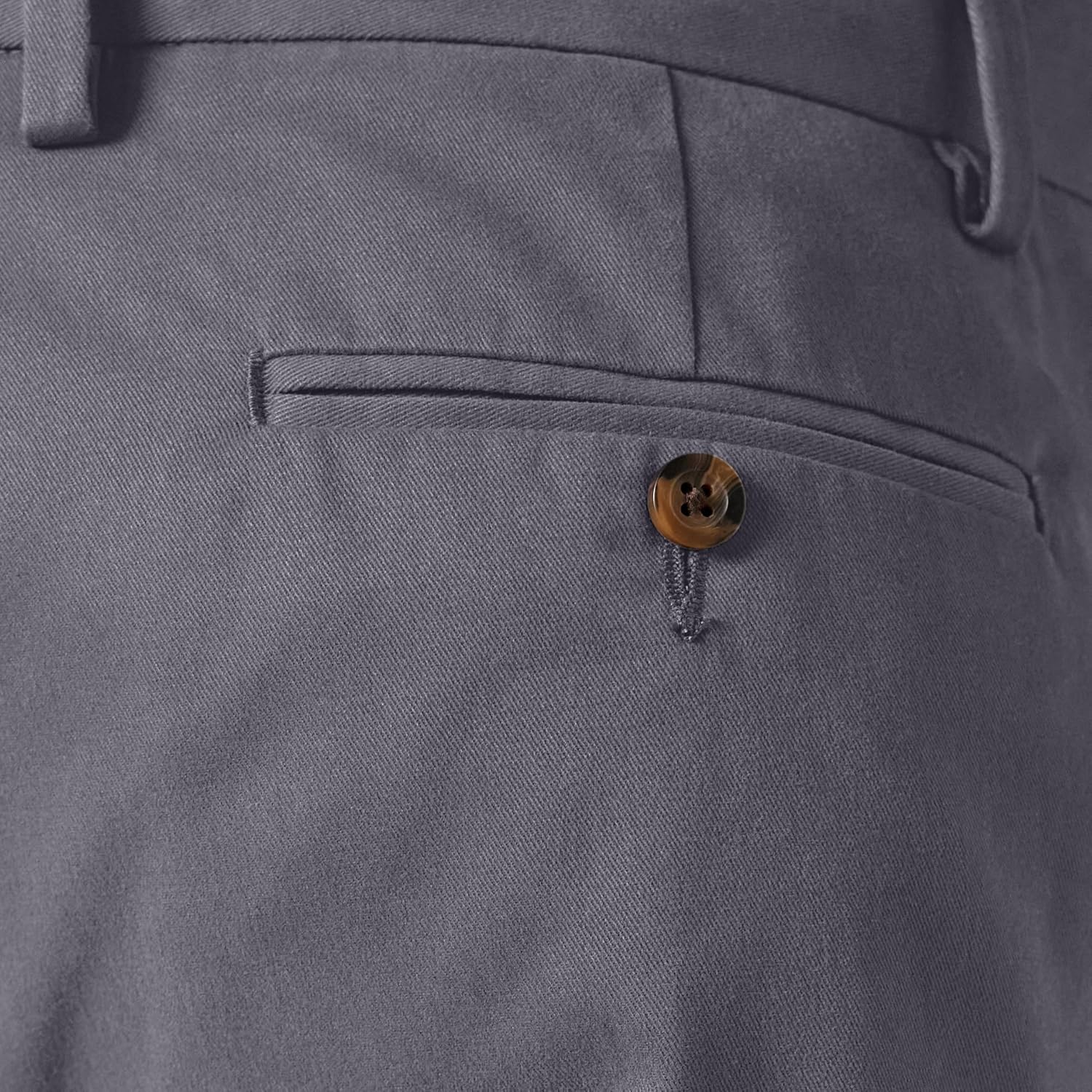 Thumbnail 5 de Amazon Essentials Men’s Classic-Fit Wrinkle-Resistant Chino Trousers – Big & Tall