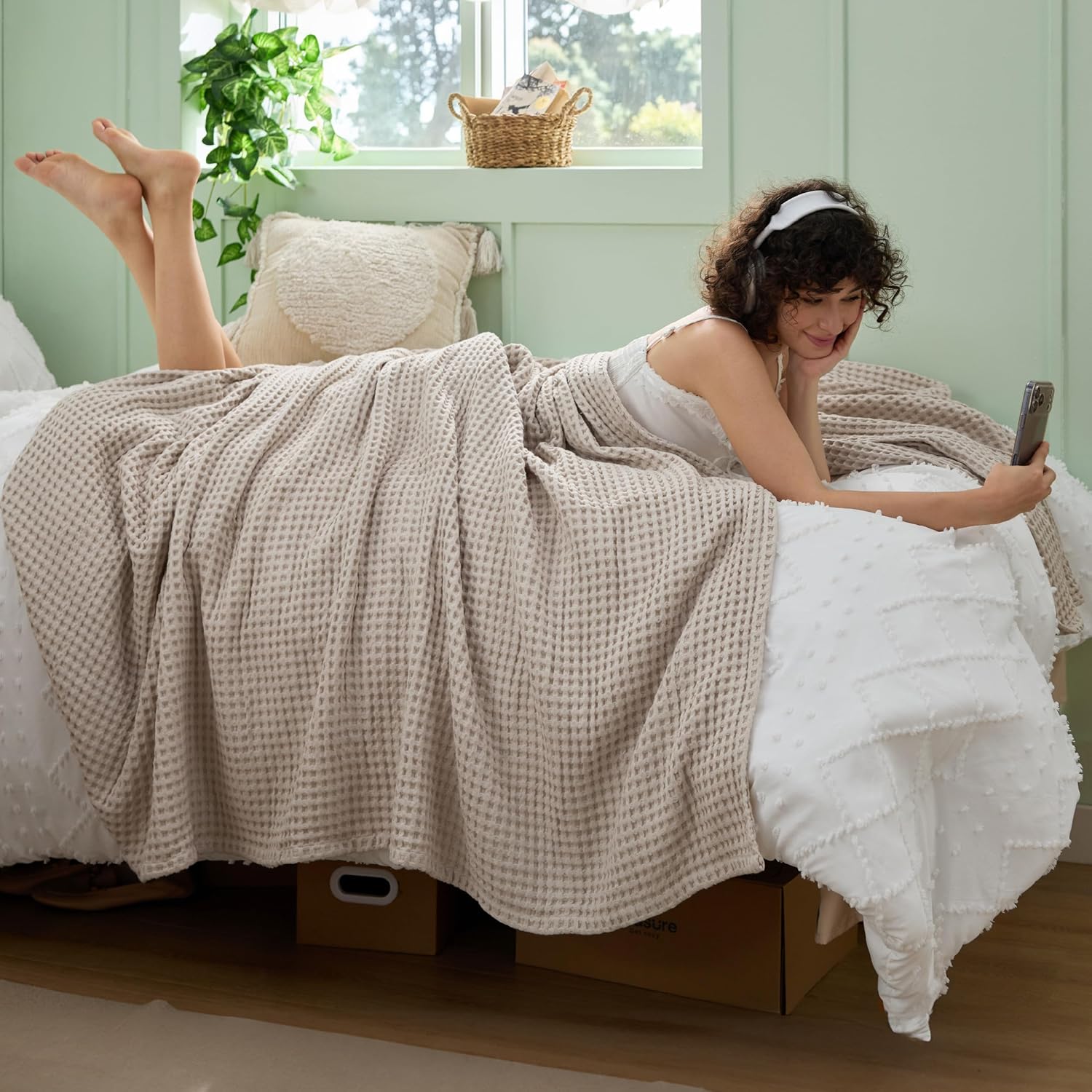 Detalle 2 de Bedsure Twin XL 100% Cotton Waffle Blanket, 66 x 90 in, Linen