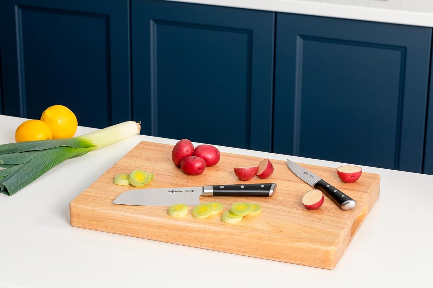 Detalle de Lagostina Iceforce Set da Cucina con Ceppo in Legno e 5 Coltelli in Acciaio Inox