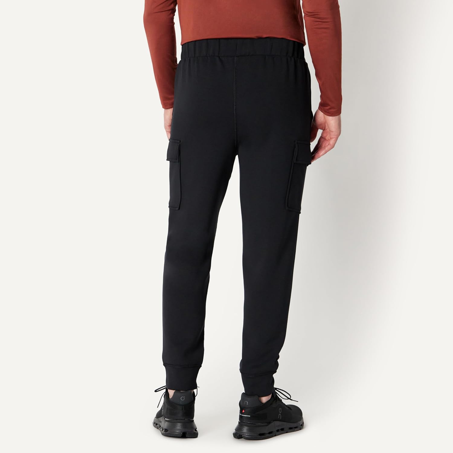 Detalle 2 de Amazon Essentials Men's Active Sweat Relaxed-Fit Cargo Jogger