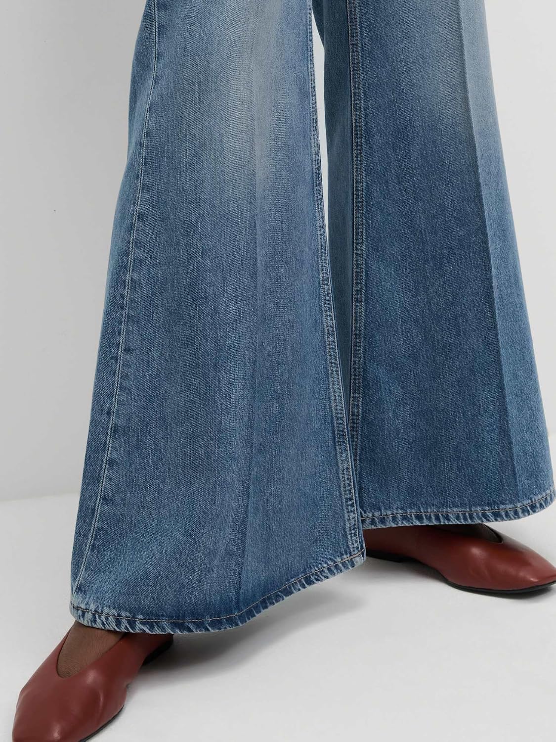Detalle de Marks & Spencer M&S Collection flarejeans voor dames met halfhoge taille en stretch