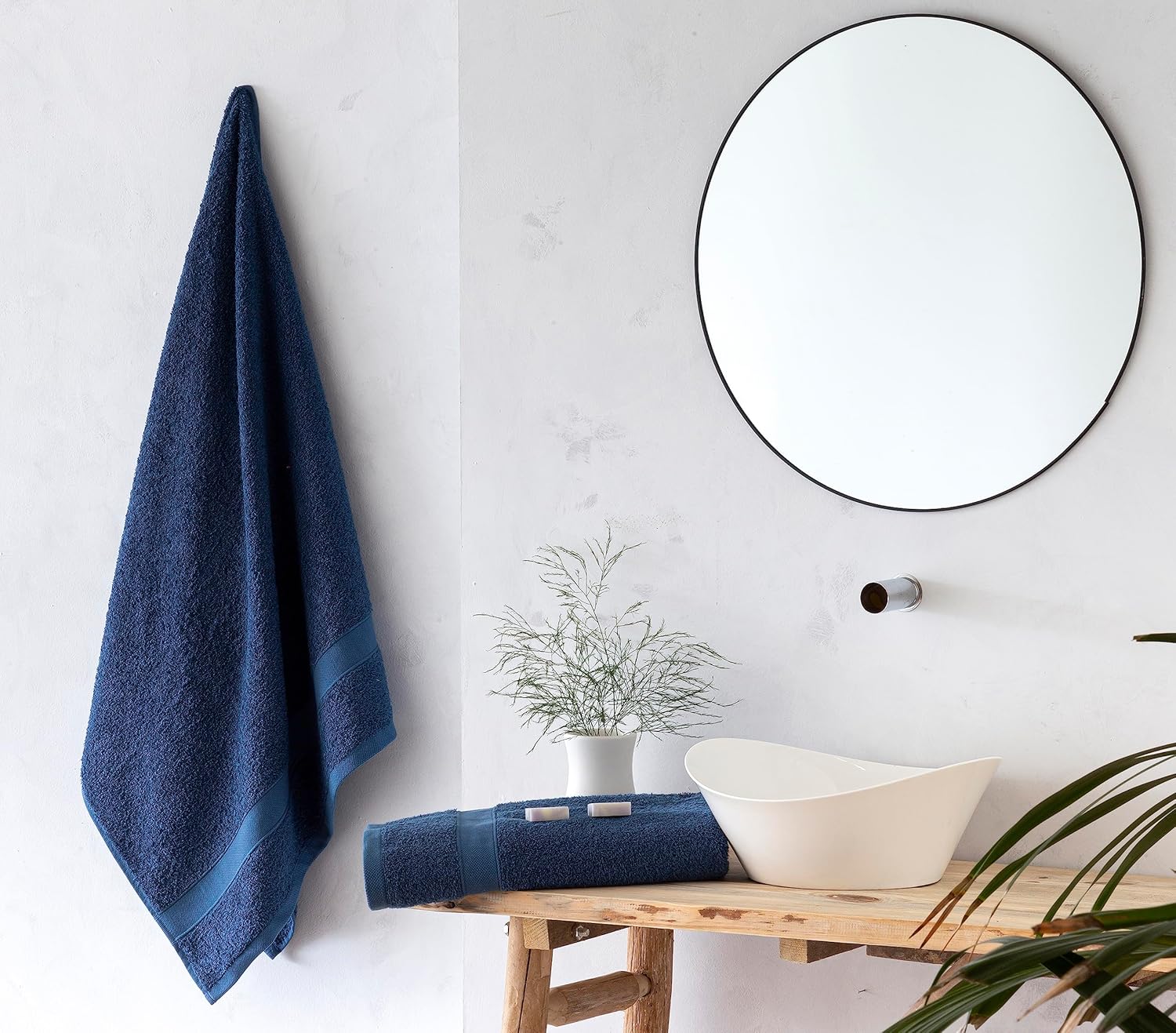 Detalle de Todocama Lot de 2 Serviettes de Douche 100% coton 550 g/m² – Bleu Marine (70 x 140 cm)