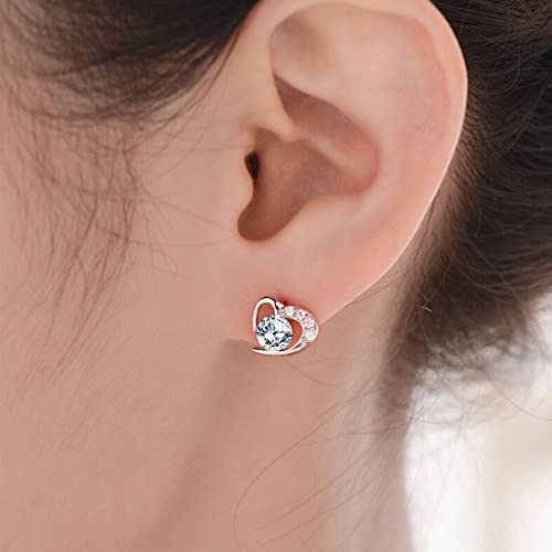 Detalle de ITESSY Silver Stud Earrings for Women – Heart-Shaped White Gold Plated Cubic Zirconia Studs