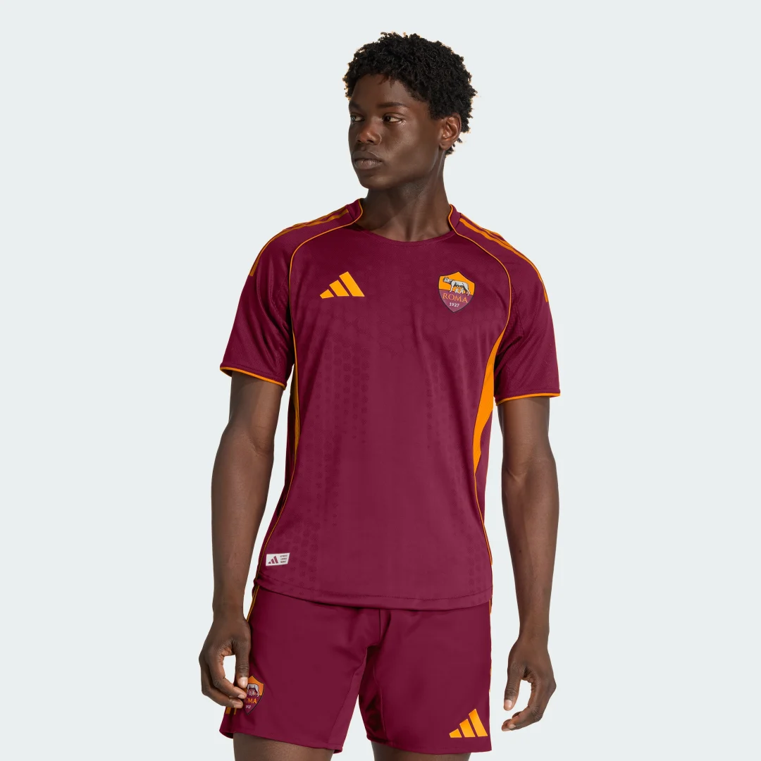 Detalle de Camiseta primera equipación AS Roma 25/26 Oficial de Adidas – Burgandy