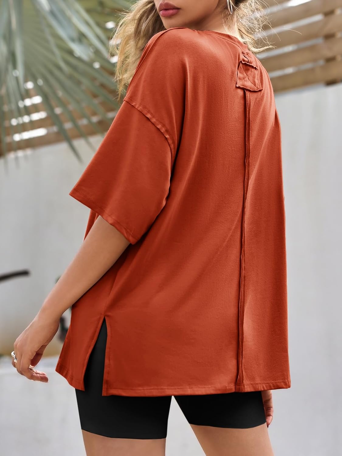 Thumbnail 6 de Tankaneo Women's Oversized Summer T-Shirts: Loose Fit, Side Slit Tee