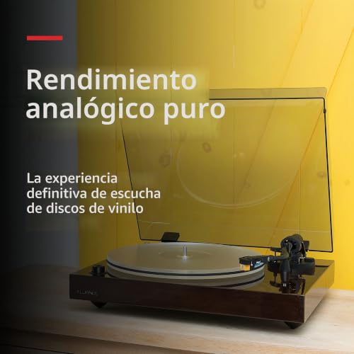 Detalle de Fluance RT85N Reference: plato de vinilo con cápsula Nagaoka MP-110 y base de MDF de alta masa
