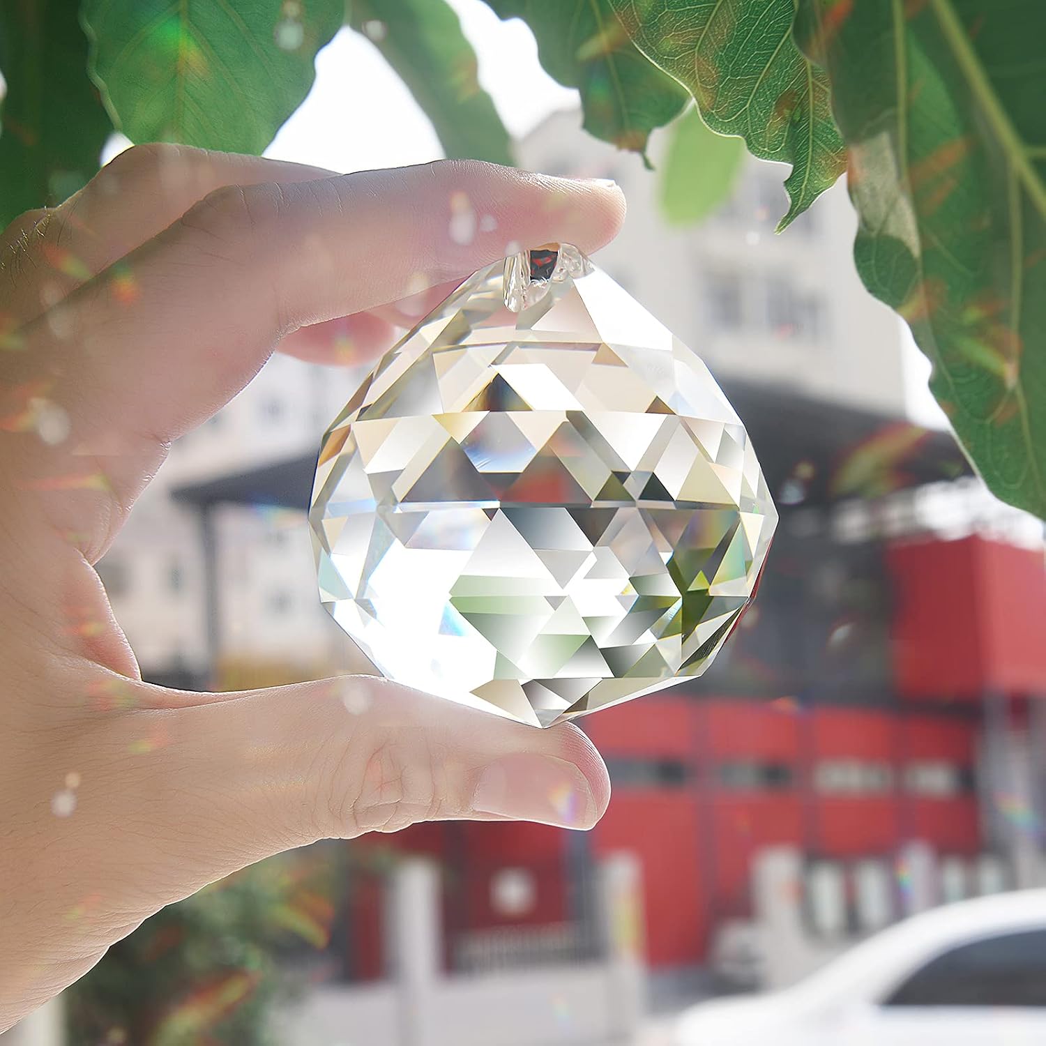 Detalle de MerryNine Kristallglas zum Aufhängen „Prisma/Sonnefänger“ – facettierte Prismenkugel für Fenster & Feng Shui
