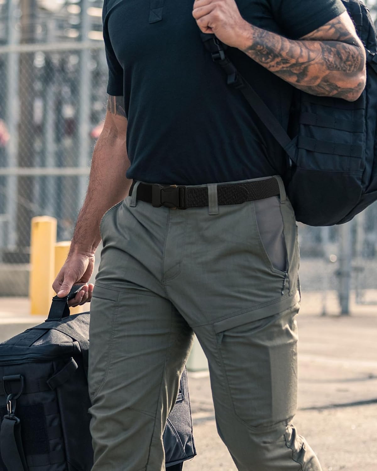 Detalle de CHAOREN Tactical Belt for Men: 1.5" Adjustable Nylon Work Belt with Quick-Release Buckle