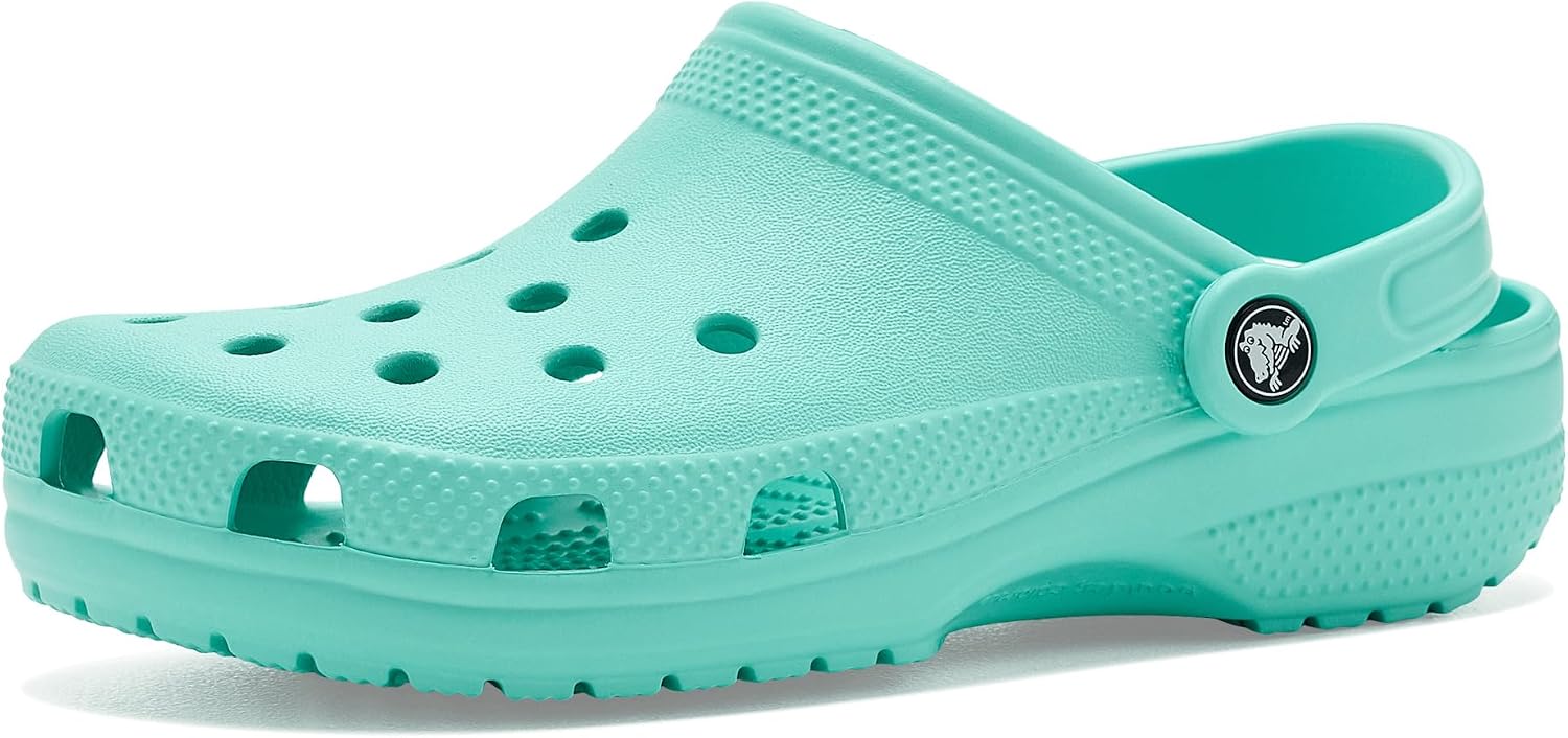 Detalle 2 de Crocs Unisex Kids Classic Clog (KClogs) – a practical everyday option