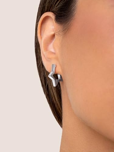 Detalle 1 de SINGULARU - Pendientes Superstar: Estrella de Acero Inoxidable con cierre Congo/Click