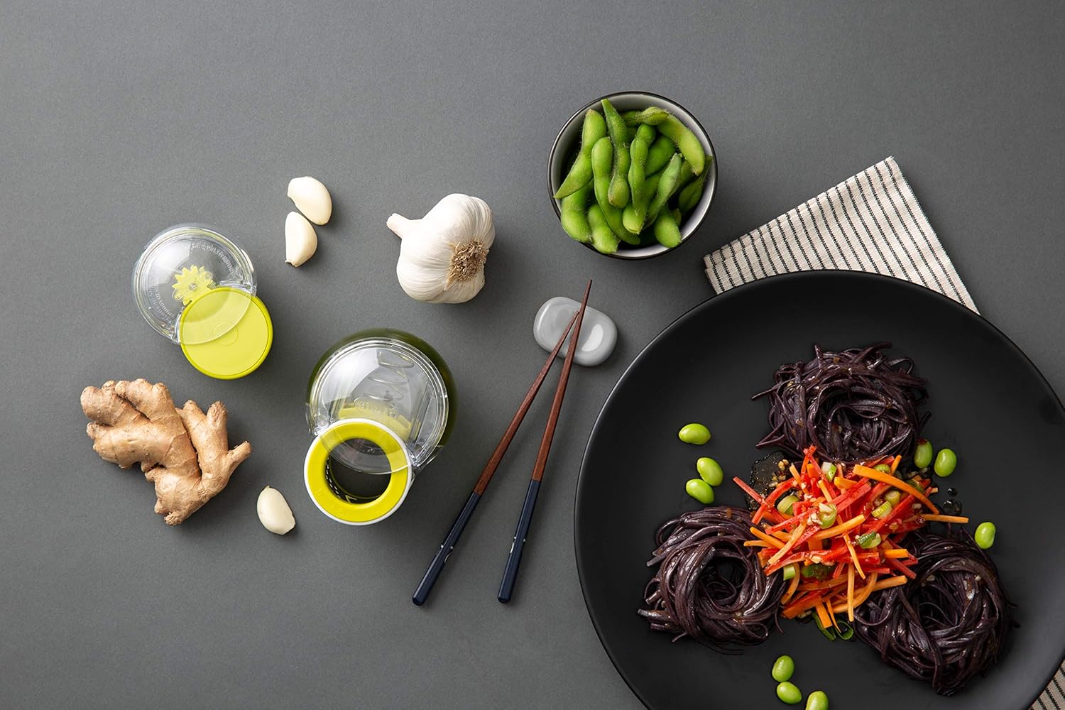 Thumbnail 10 de Chef'n Picadora Manual Verde para Ajos y Hierbas 🧄