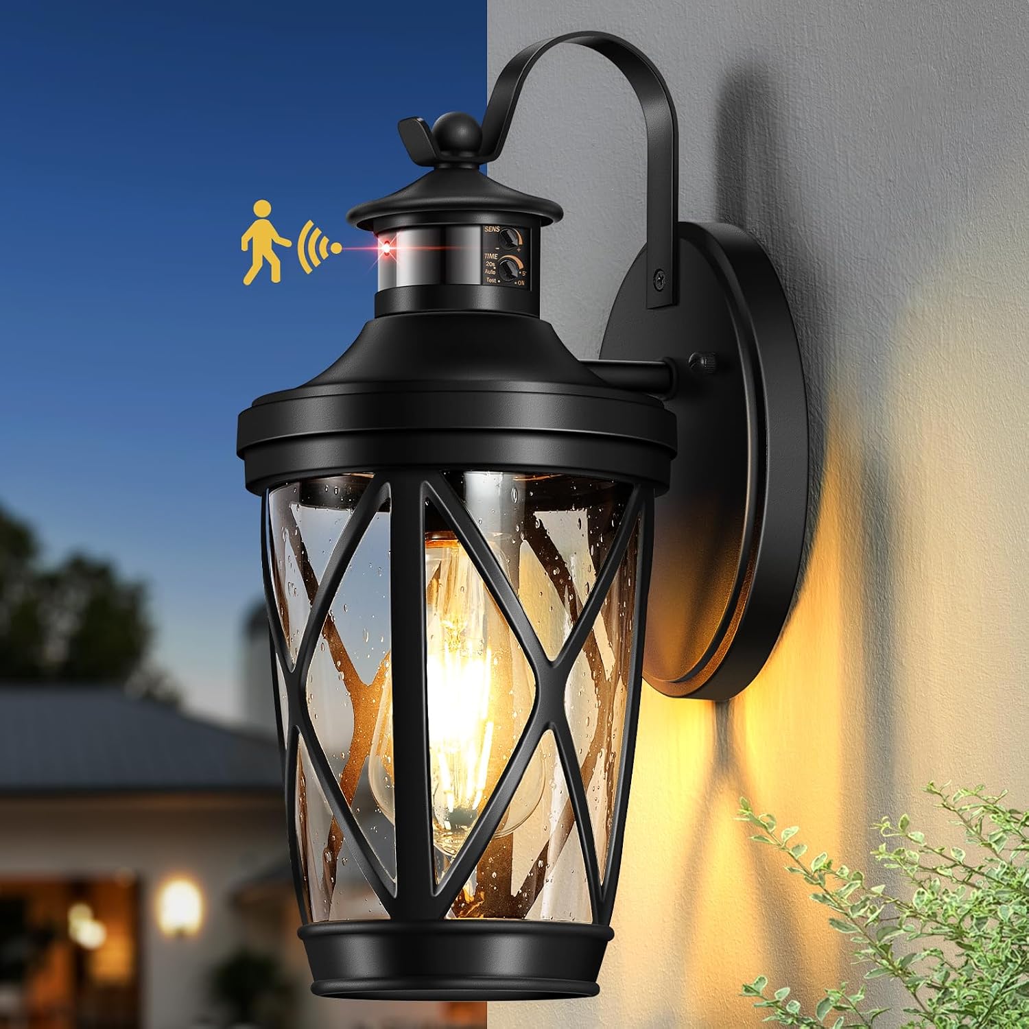 Detalle de VIANIS V81605 Outdoor Wall Lantern with Motion Sensor, Black, E26 Socket