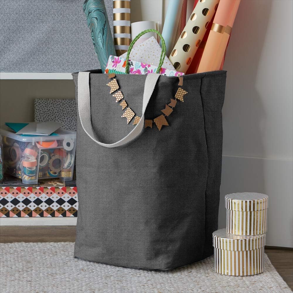 Detalle 2 de Amazon Basics Fabric Storage Bin – Tall Cube, Charcoal Grey