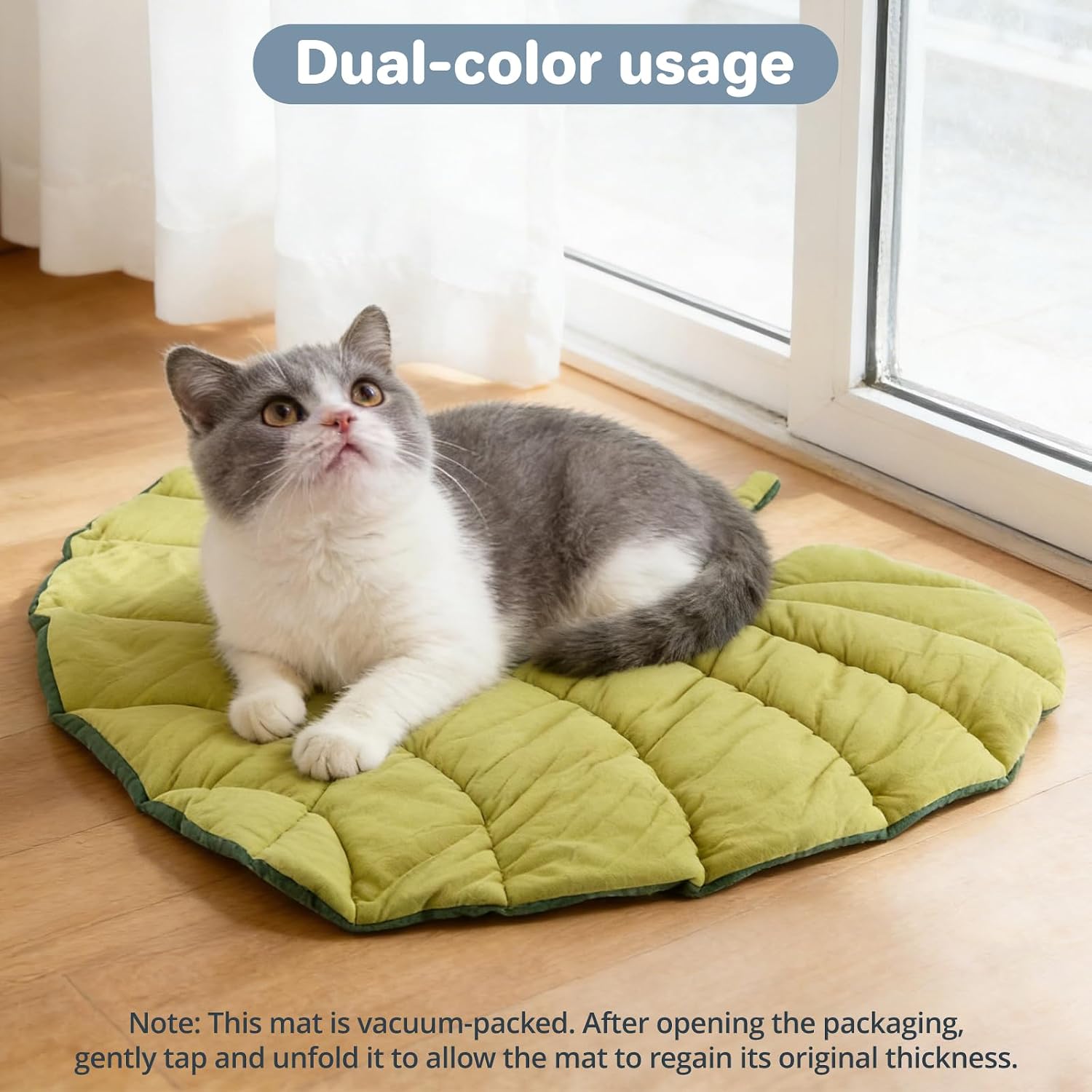 Detalle de Luvore Leaf Shaped Cat Mat (63x63 cm): cosy cotton bed for indoor cats and small dogs