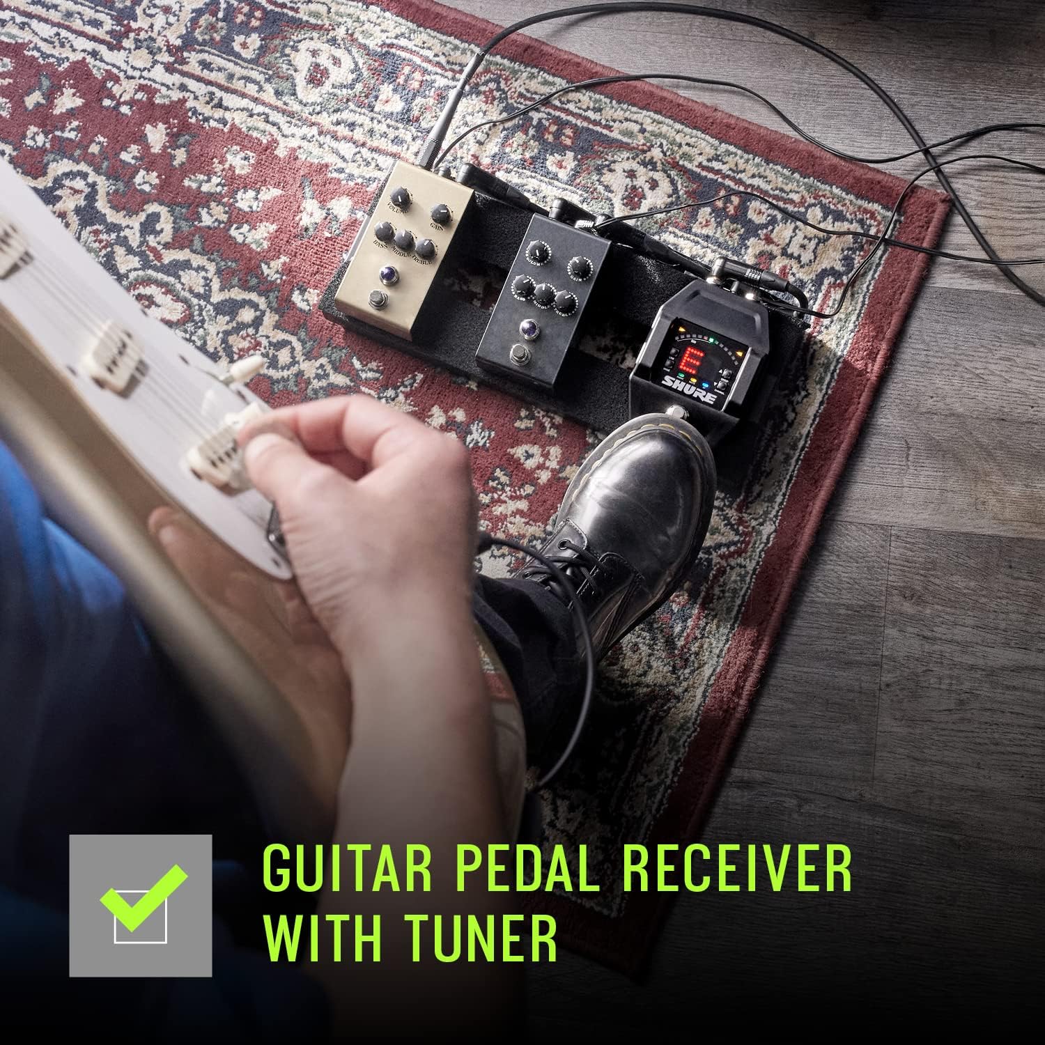 Detalle 2 de Shure GLXD16+ Dual Band Pro Digital Wireless System (with Pedal Receiver) for Guitar & Bass