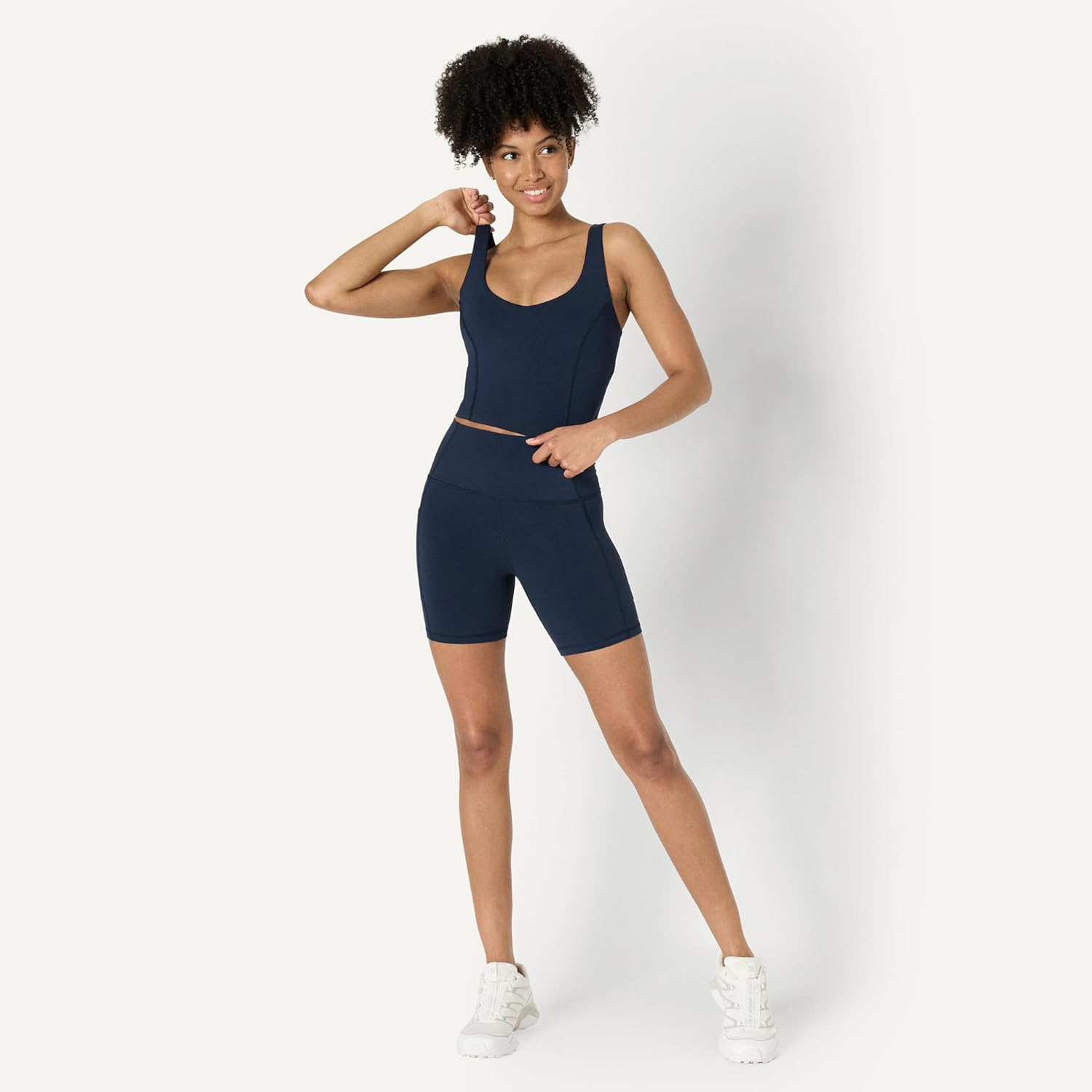 Thumbnail 2 de Amazon Essentials Women’s Active FormFlex Buttery Soft Light Support Crop Tank with Bra