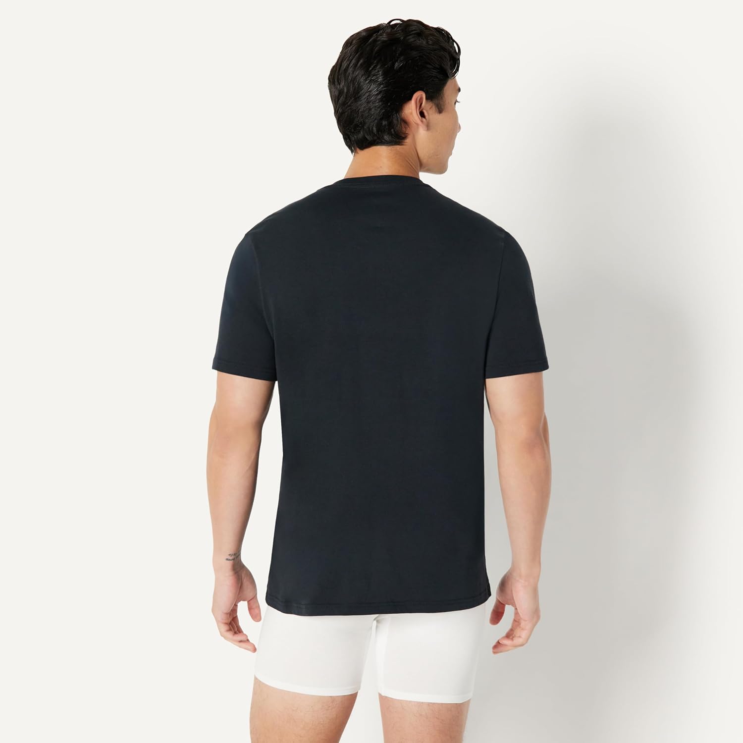 Thumbnail 2 de Amazon Essentials Herren Kurzärmeliger V-Ausschnitt – Regular Fit (Mehrfachpack)
