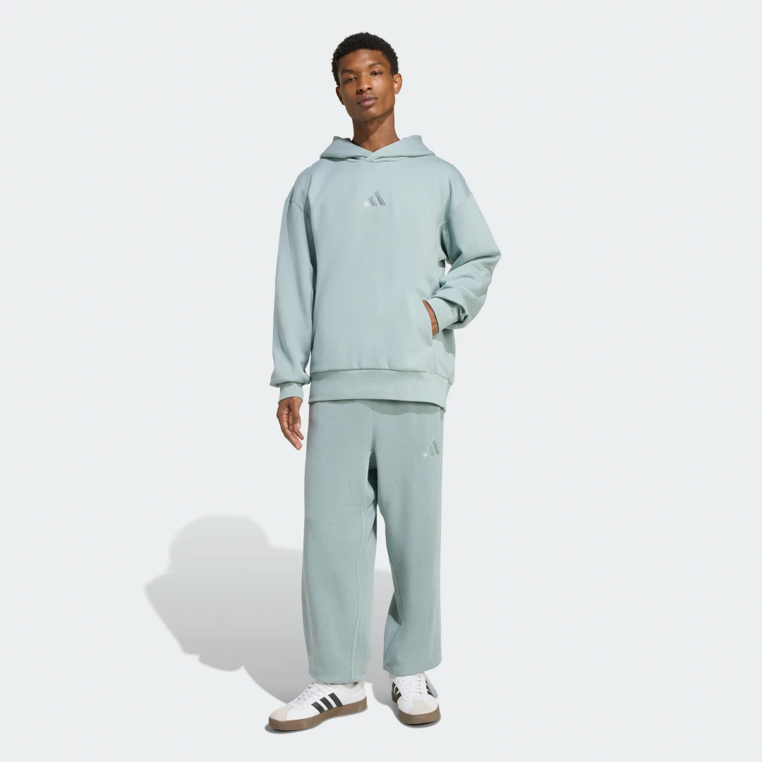 Detalle de Pantalón holgado de felpa efecto lavado ALL SZN de Adidas