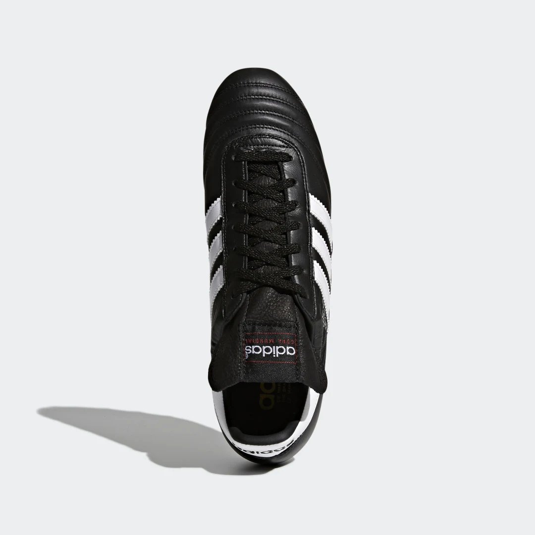 Thumbnail 1 de adidas Copa Mundial: bota de fútbol negra para jugar con estilo clásico