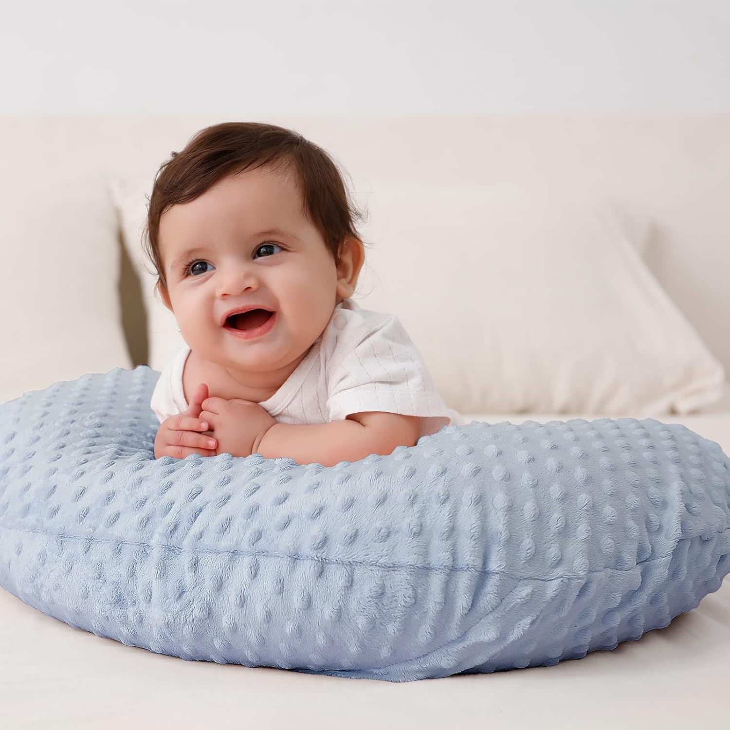 Detalle 2 de QUENESS BABY Nursing Pillow with 7D PP Fiber Fill and Removable Cover