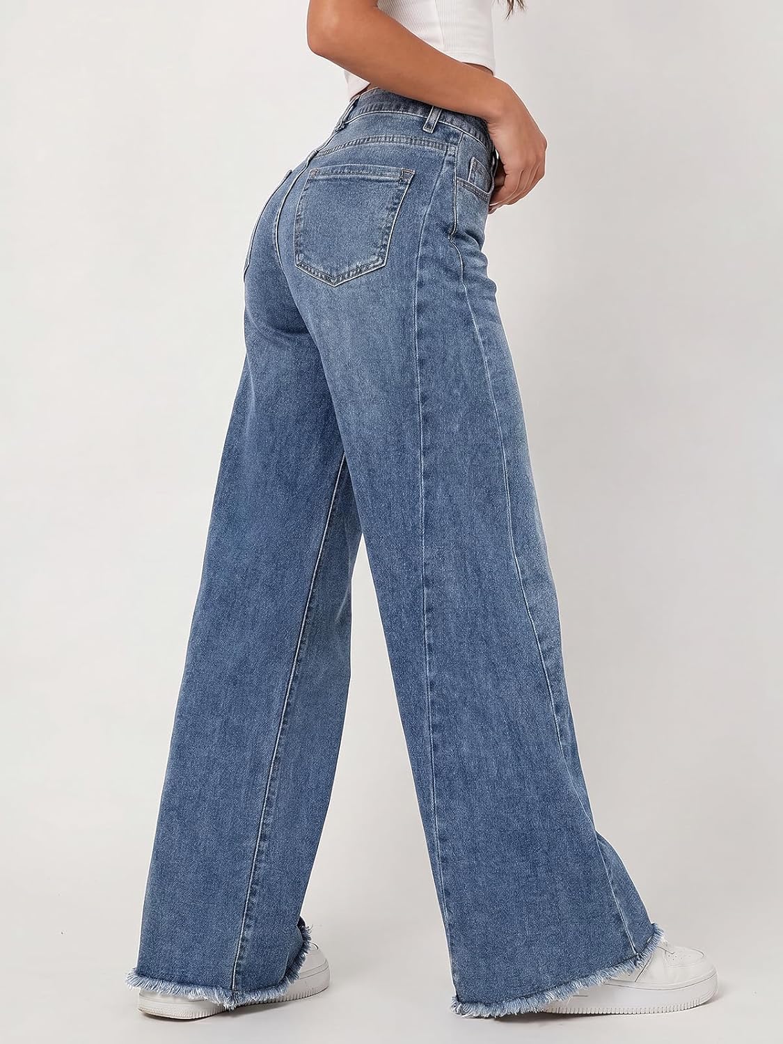 Detalle de Trendy Queen Women’s Wide Leg Jeans with Relaxed Loose Straight Fit & Raw Hem