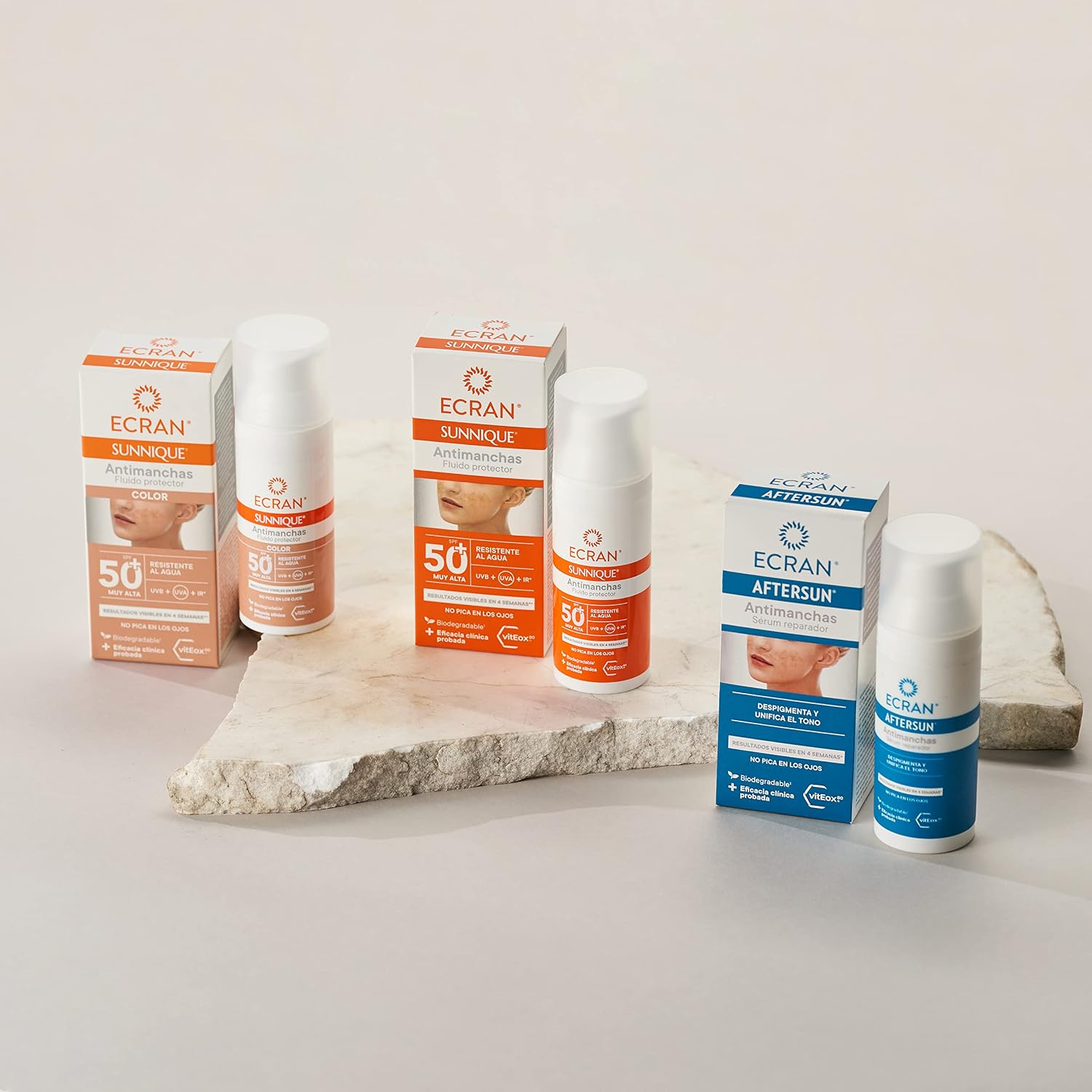 Detalle de ECRAN SUNNIQUE – Protector Facial SPF 50+ con color y tratamiento antimanchas (50 ml)