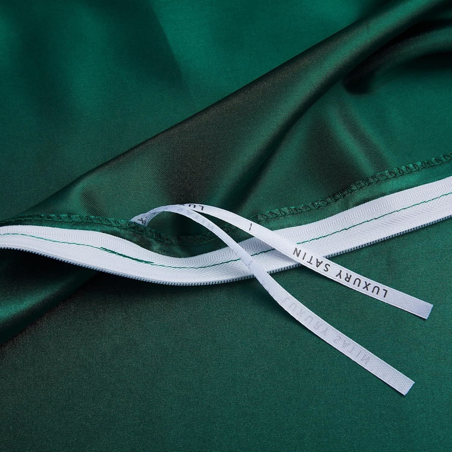 Thumbnail 6 de Luofanfei Housse de Couette 240x260 Vert foncé Satin – Parure Unie 2 Personnes avec 2 Taies 65x65 cm