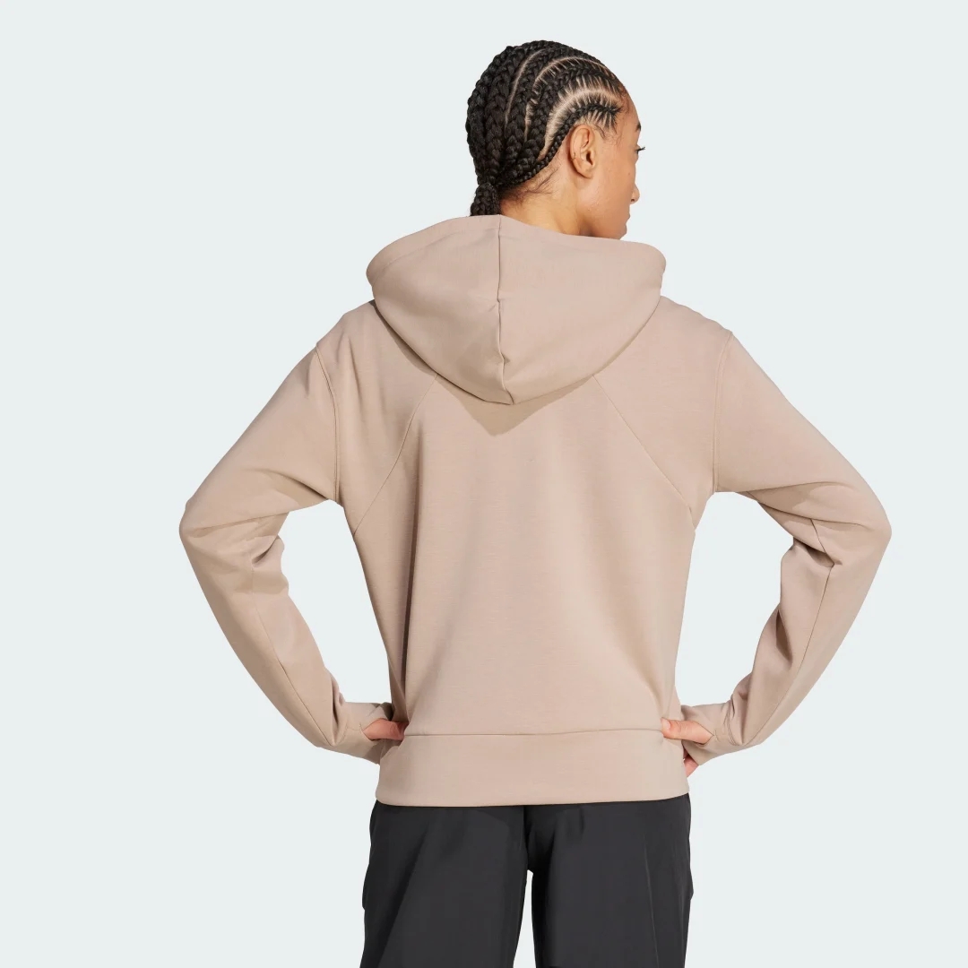 Detalle 2 de Chaqueta con capucha Designed 4 Training de Adidas: una opción útil para entrenar con estilo en casa y al aire libre