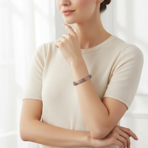 Detalle de MagEnergy 99.99% Pure Copper Magnetic Bracelet for Women, Adjustable Cuff