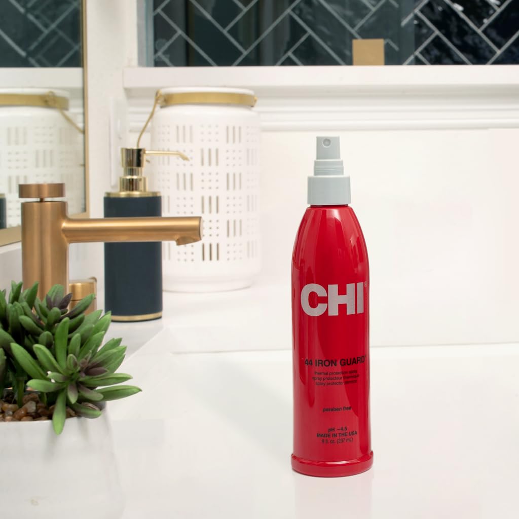 Thumbnail 1 de CHI 44 Iron Guard Thermal Protection Spray (8 fl oz) — Heat damage shield for smoother, shinier styling