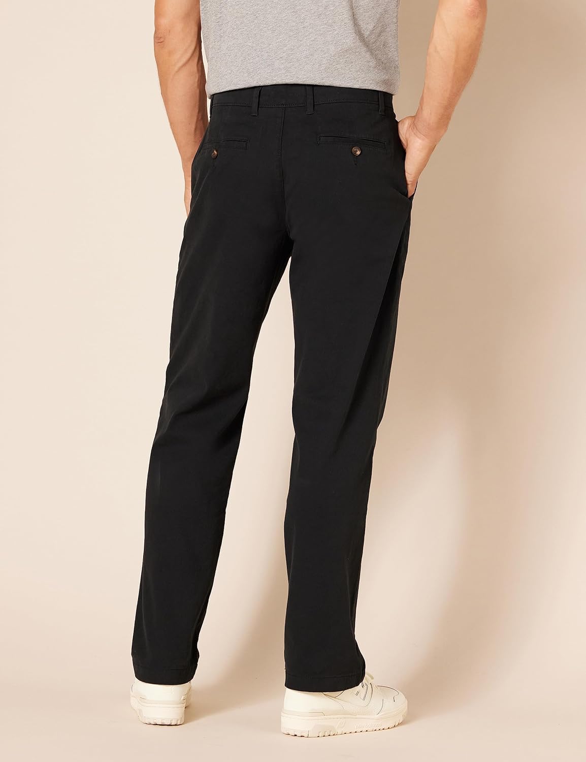 Thumbnail 1 de Amazon Essentials Herren Legere Stretch-Chinohose mit klassischer Passform (caqui)