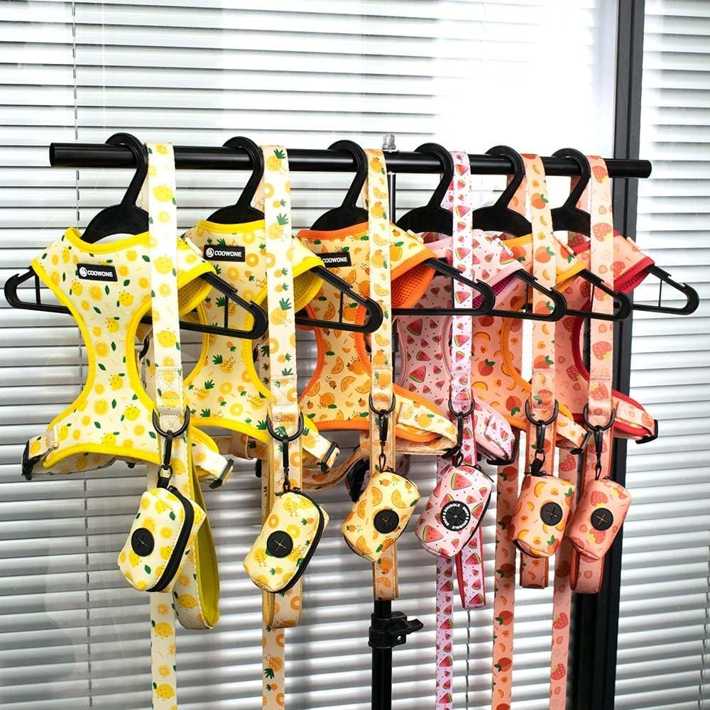 Thumbnail 6 de COOWONE Dog Leash and Harness Set – Soft Lightweight Mesh Step-in Harness for Small to Medium Dogs