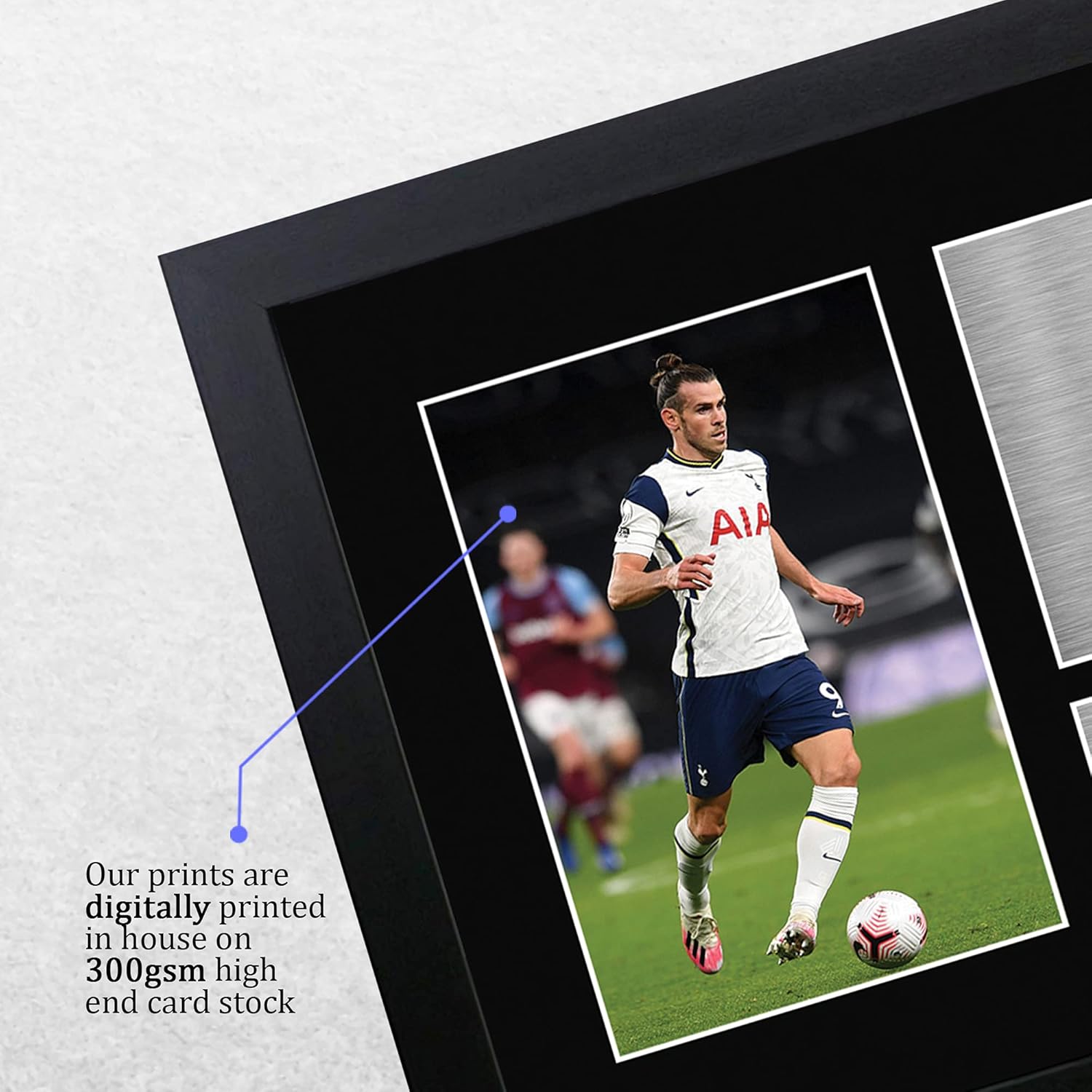 Thumbnail 3 de Gareth Bale Signed A4 Framed Print by HWC Trading