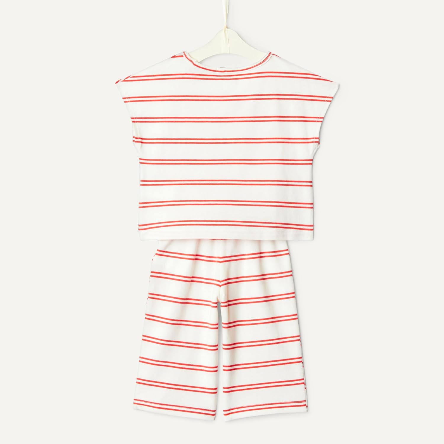Thumbnail 4 de Amazon Essentials x Sofia Grainge Set Da Gioco: top a scollo squadrato e pantaloni in cotone pike per neonati e bambine