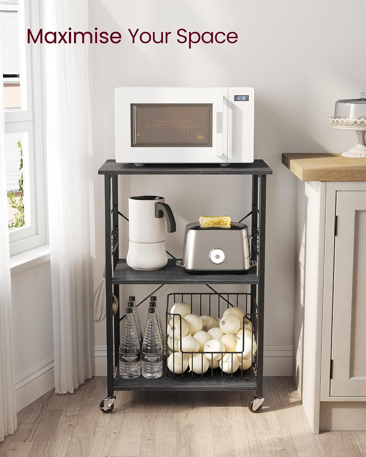 Detalle de VASAGLE BARNET KKS060B42 3-Tier Kitchen Trolley with Wheels and Six Hooks