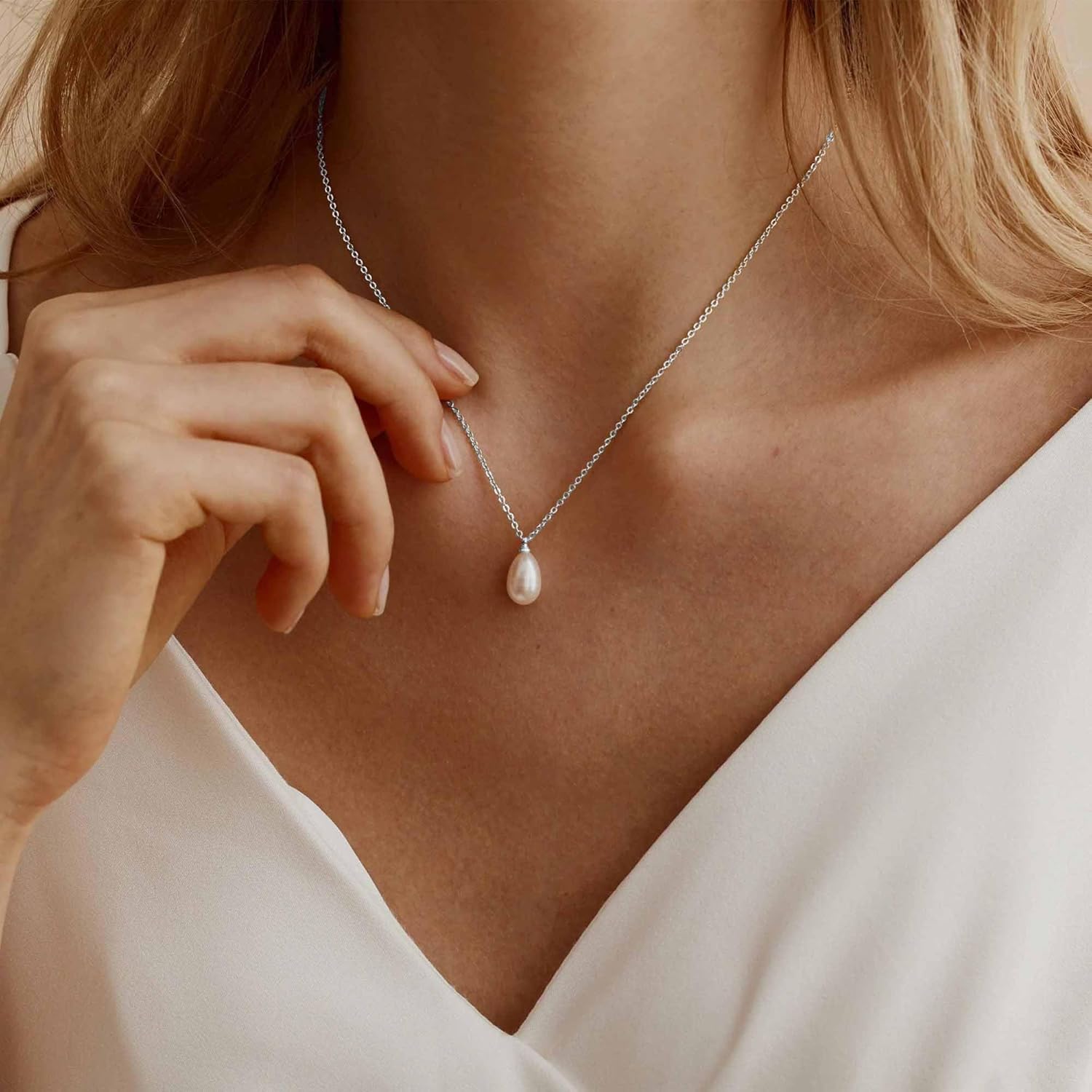 Thumbnail 1 de Fezodo Perlenkette Damen – Wasserfestes Set aus 18K Gold/Silber Vergoldet, Perlenkette & Perlenohrringe, passenden Armband