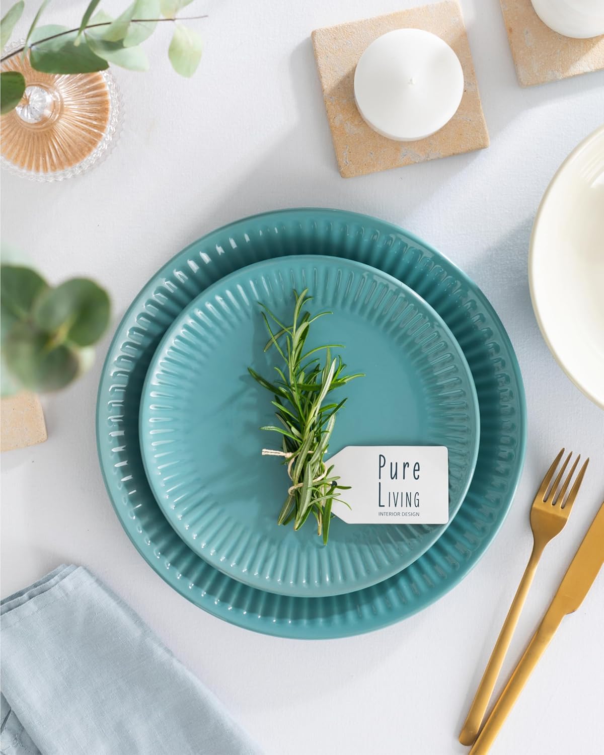 Thumbnail 1 de Stoneware Dinnerware Set for 8 People HYGGE 24-Piece: Elegant Scandi Green Ribbed Tableware