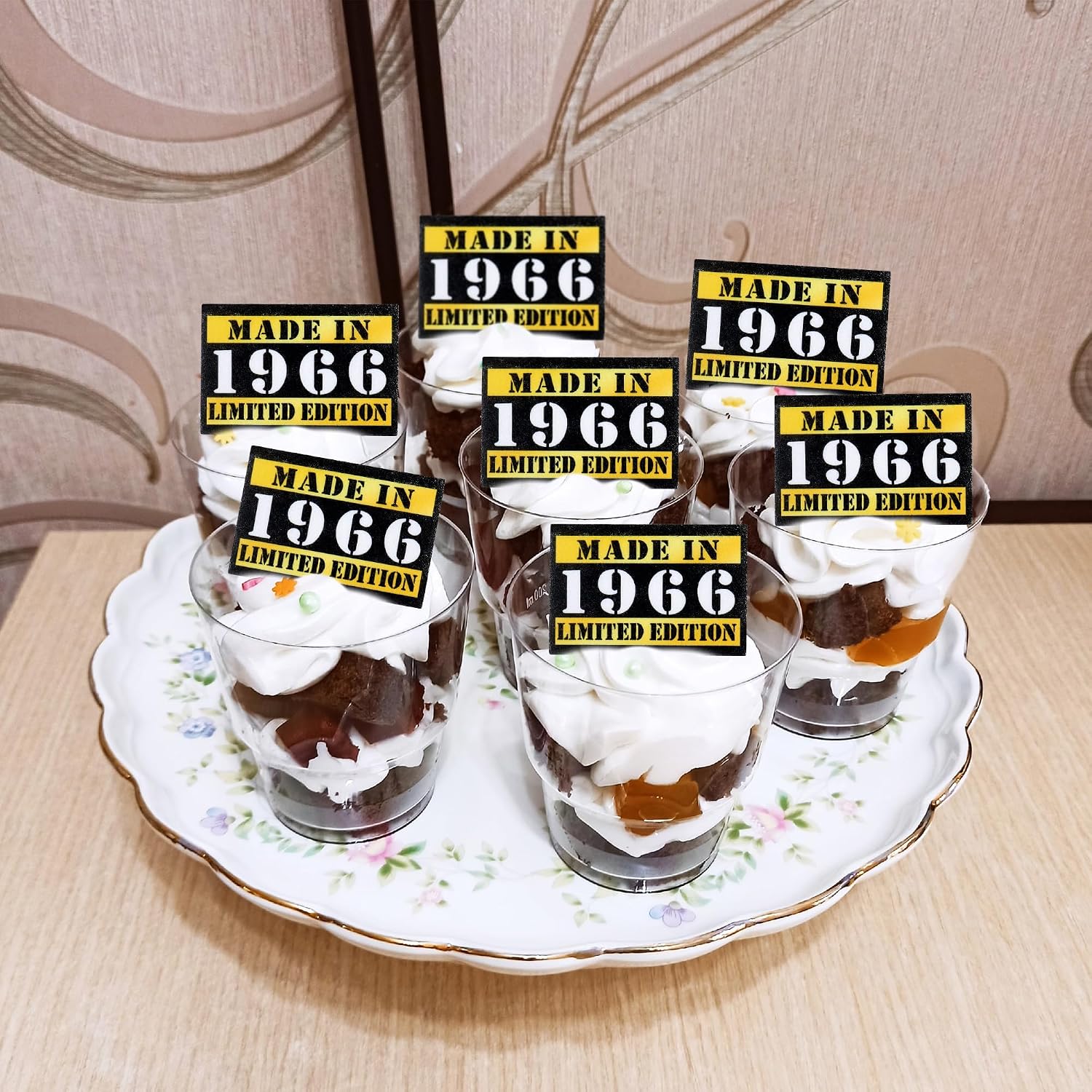Thumbnail 6 de Ercadio 50-Count Edible 1966 Birthday Toppers, Pre-Cut Rice Paper