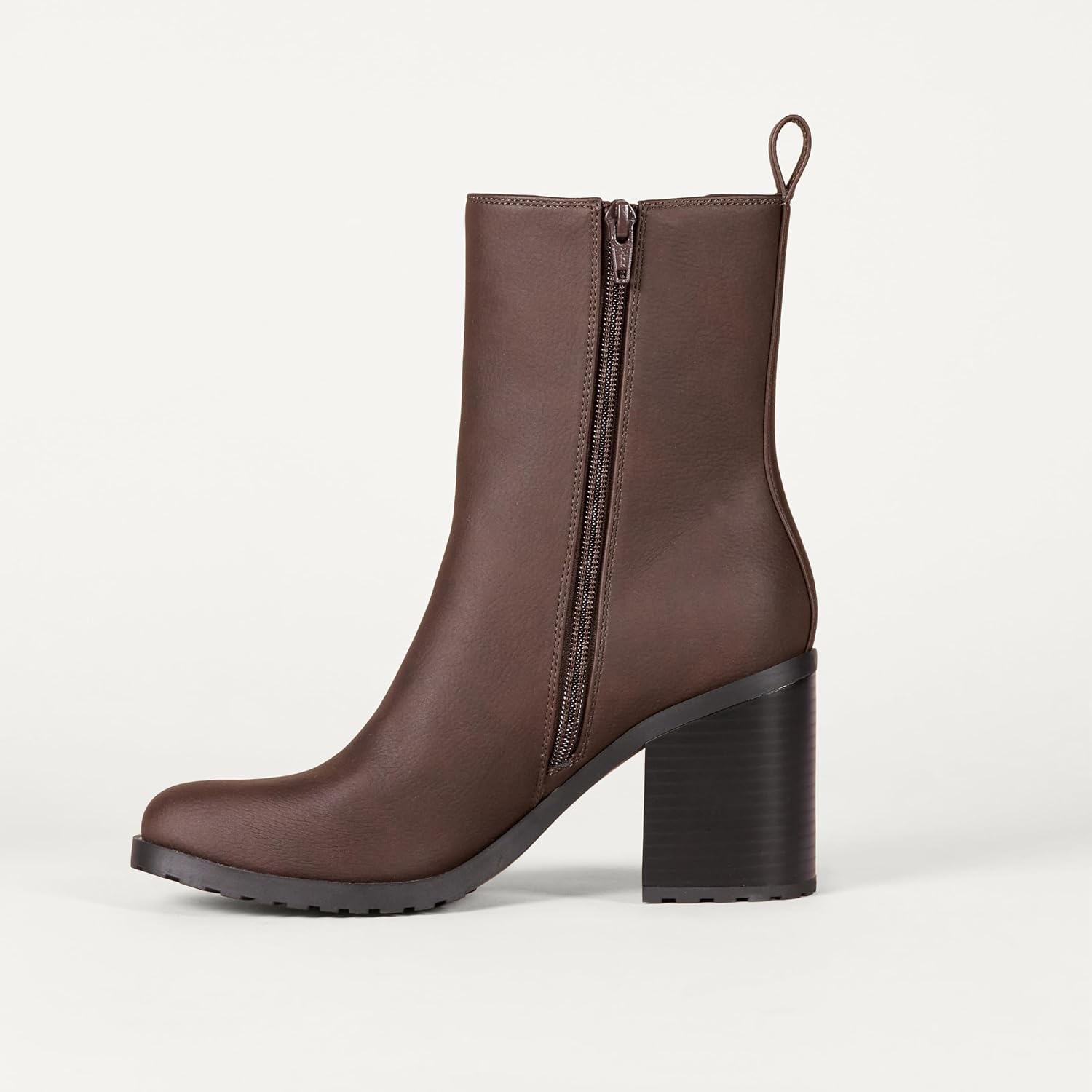 Thumbnail 2 de Amazon Essentials Women's Mid-Calf Heeled Chelsea Boots