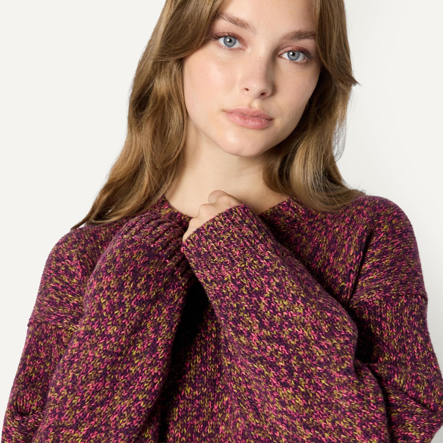 Thumbnail 4 de Amazon Essentials Women’s Oversized-Fit Multi-Colour Heavyweight Crewneck Jumper