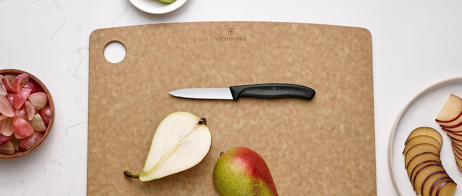Detalle 1 de Victorinox Paring Knife Set, 3-Piece