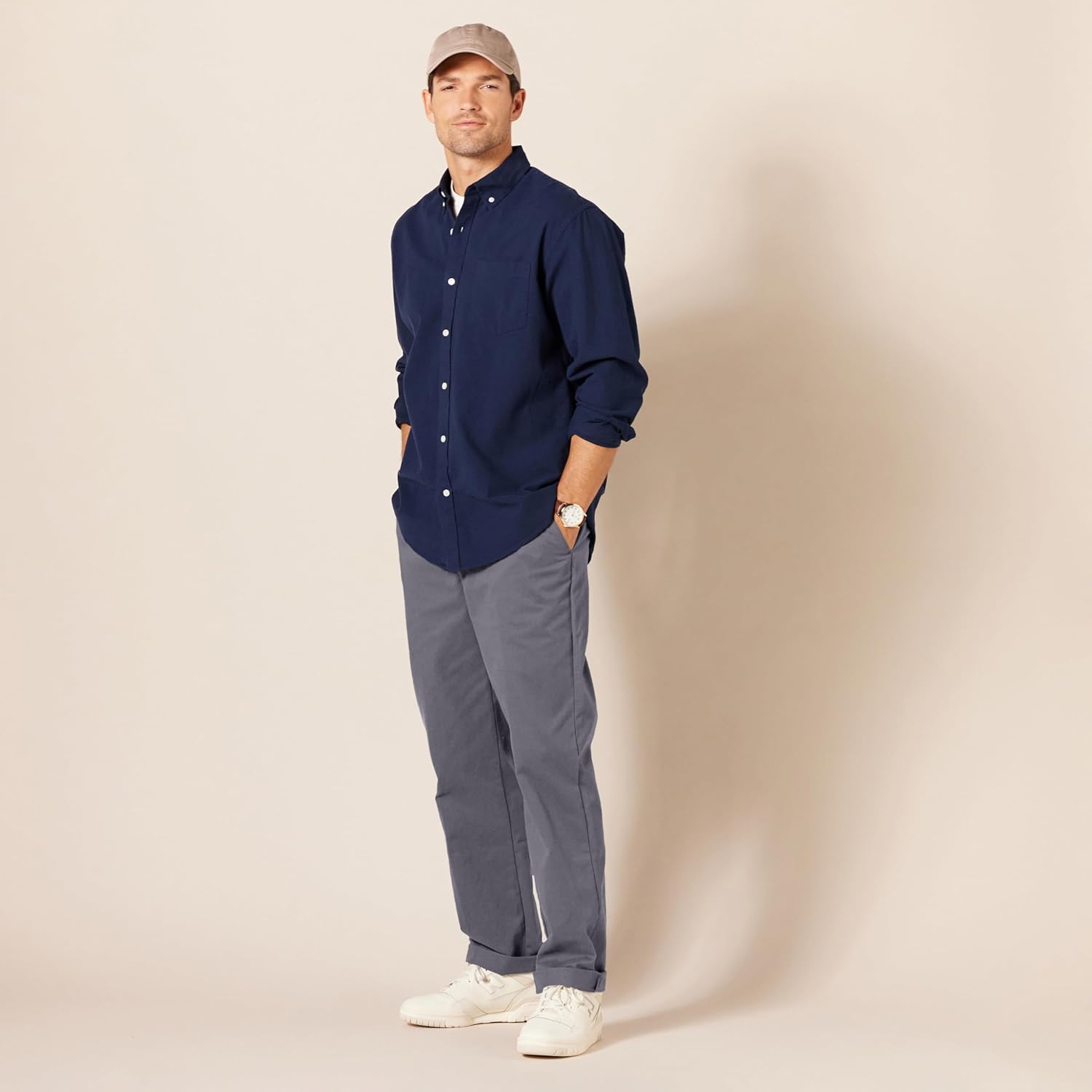 Thumbnail 2 de Amazon Essentials Men’s Classic-Fit Wrinkle-Resistant Chino Trousers – Big & Tall