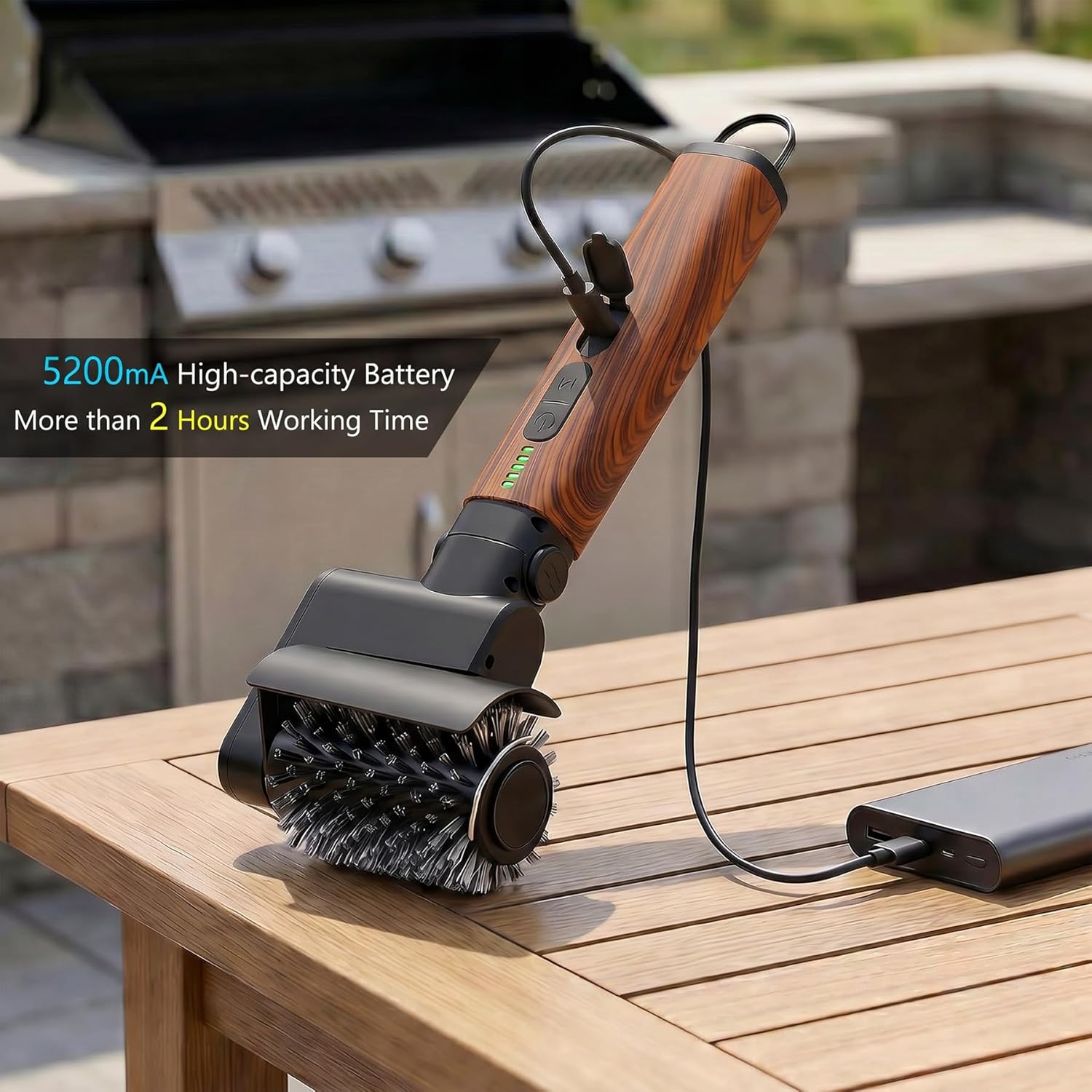 Detalle 2 de Set de brosse de barbecue électrique 3 en 1 (Revêtement en bois rouge) sans fil - QBBQAAQTT